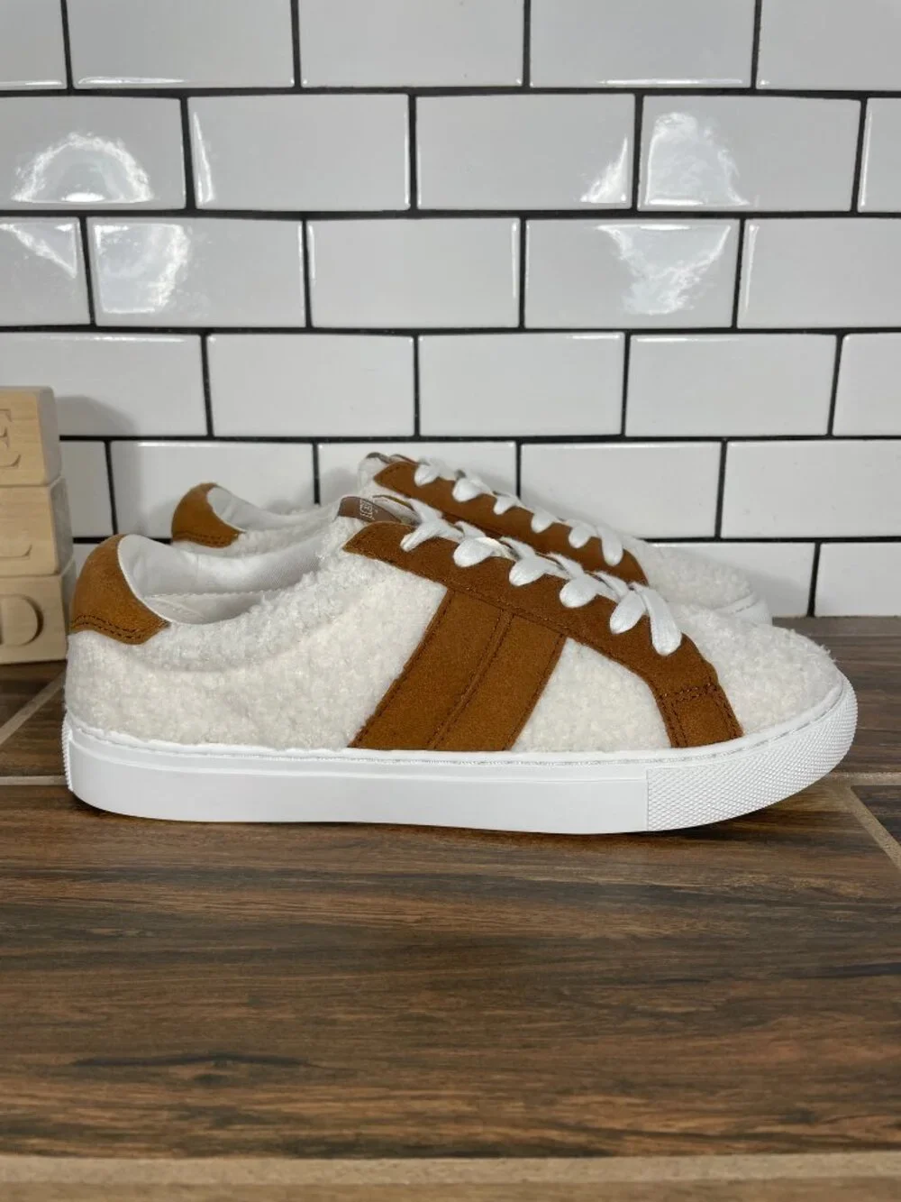 J. Crew Factory Striped Sherpa Road Trip Shoes Womens 7.5 White Brown Sneakers